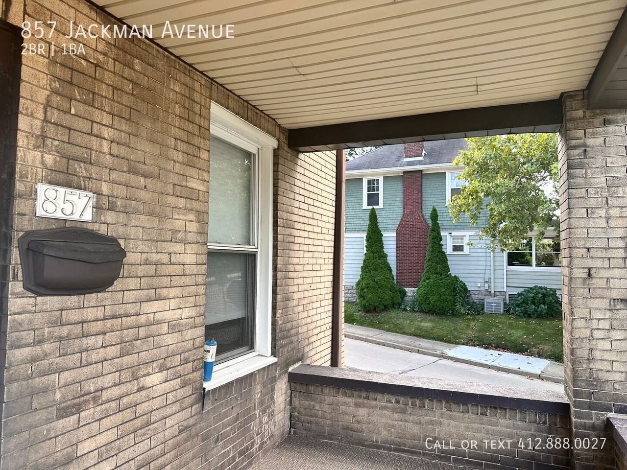 857 Jackman Ave - Photo 3 of 15