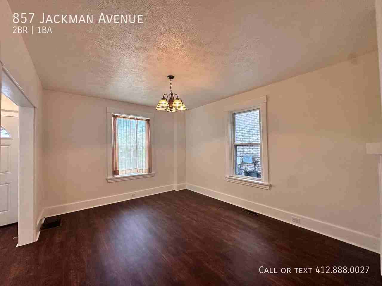 857 Jackman Ave - Photo 5 of 15
