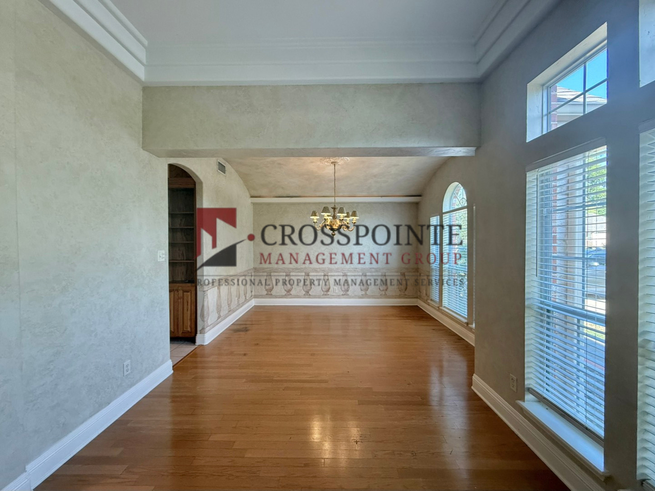 1202 River Bend Dr - Photo 3 of 28