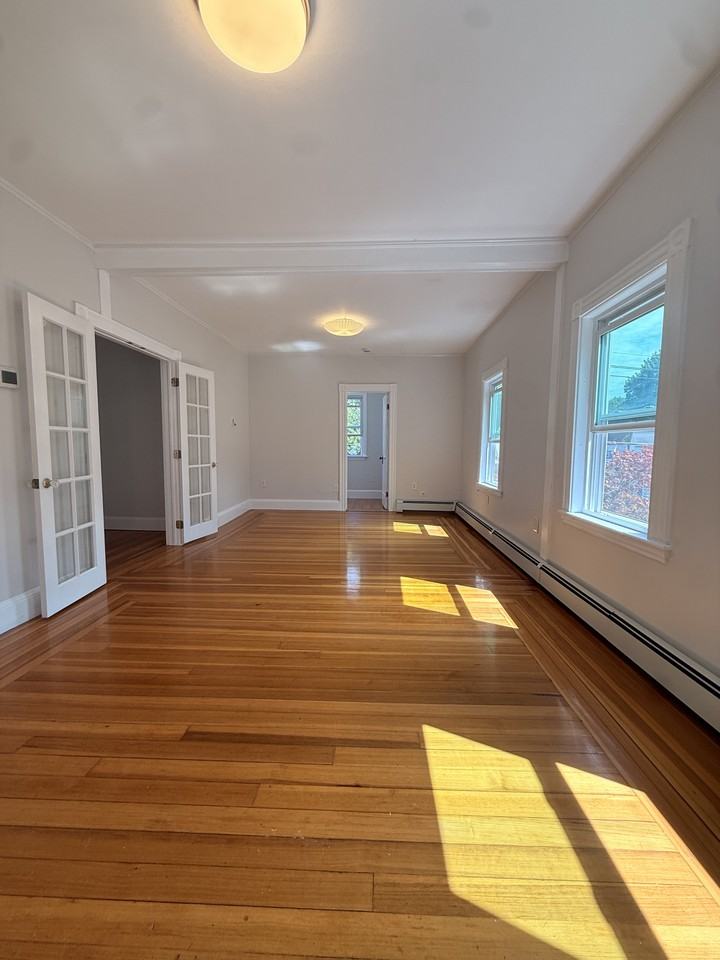 308 Washington St #2 - Photo 3 of 11