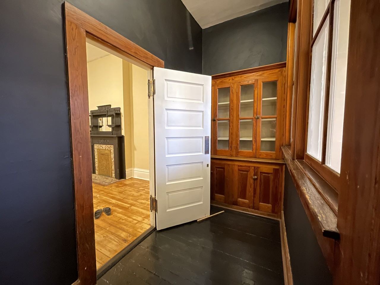 641 Wheeling Ave #B - Photo 3 of 9