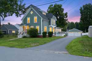 featured image of 3 Princeton St #B