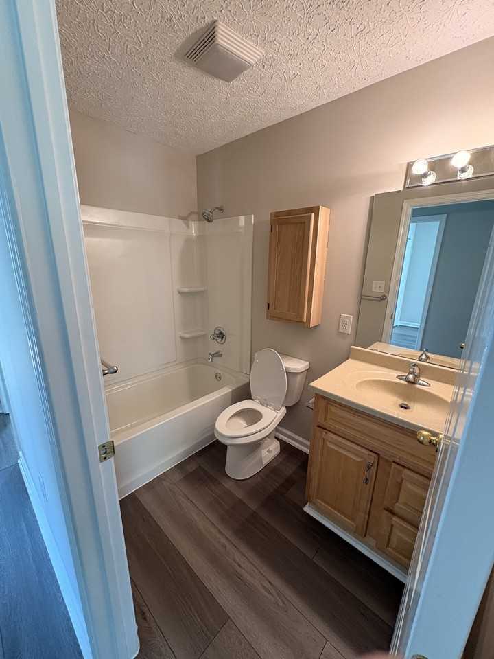 10746 Central Ave #10746 - Photo 5 of 16