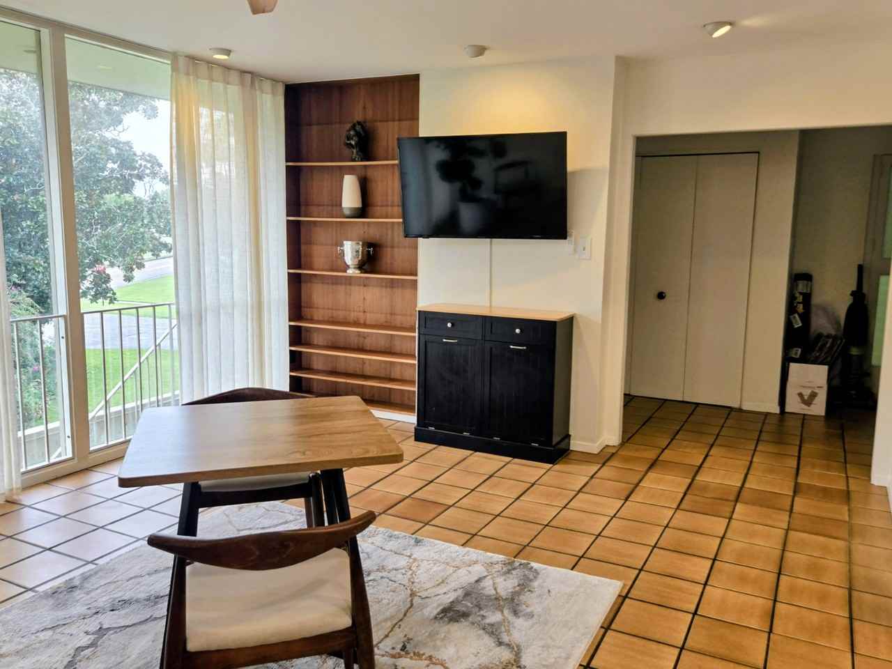 6817 Riverside Dr #1 - Photo 7 of 16
