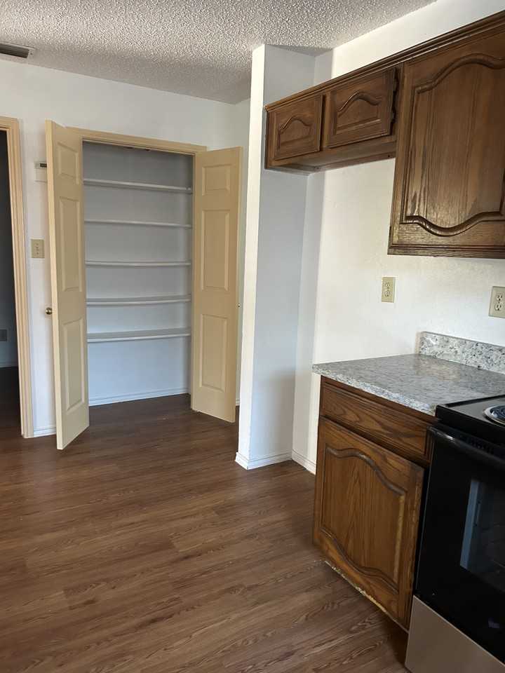 4123 O B Crowe Dr #NA - Photo 6 of 20