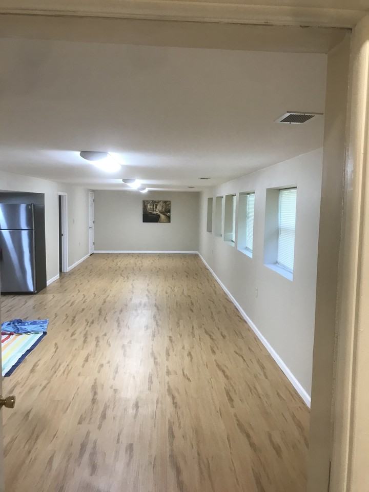 3696 Peninsular Shores Dr #1 - Photo 6 of 15