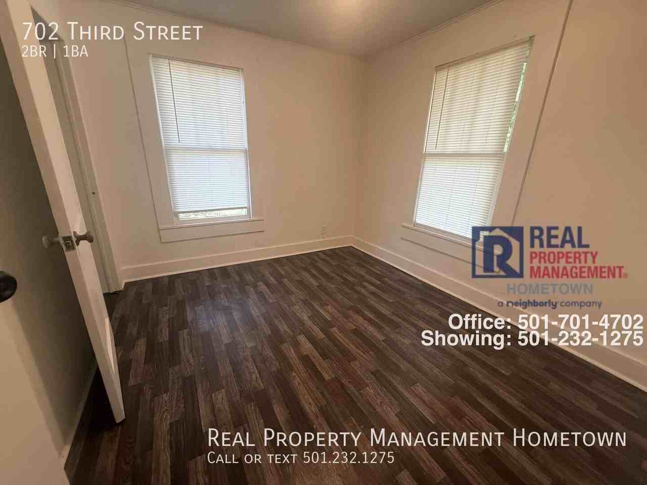 702 3rd St - Photo 5 of 7