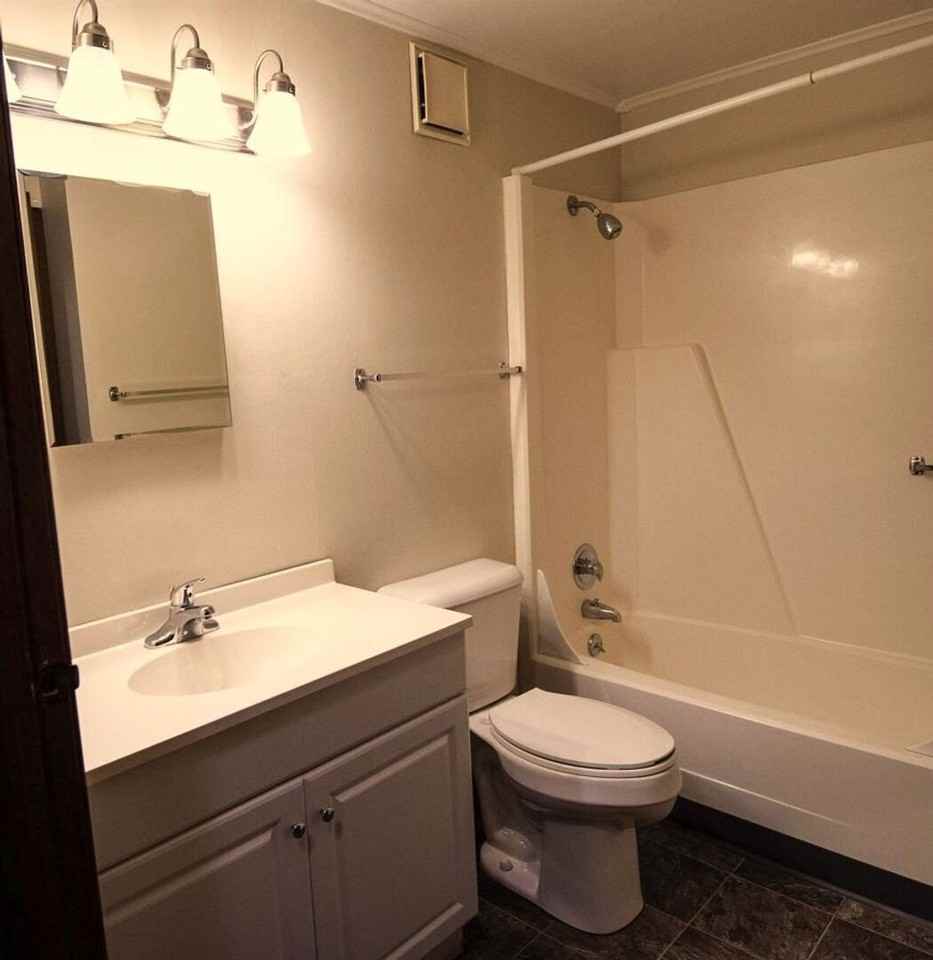 661 Cedargate Ct #661 - Photo 4 of 6