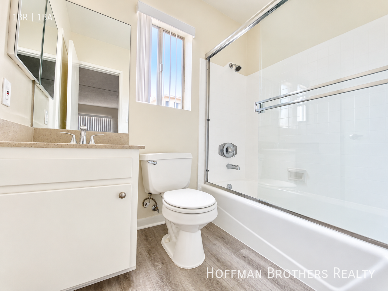 1825 Butler Ave #6 - Photo 6 of 8