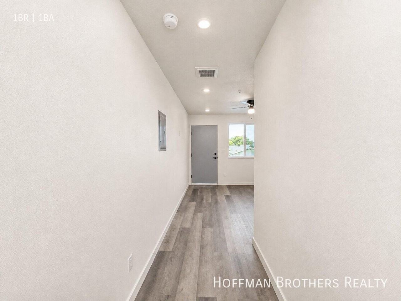 503 1/4 N Avenue 50 #1 - Photo 6 of 6