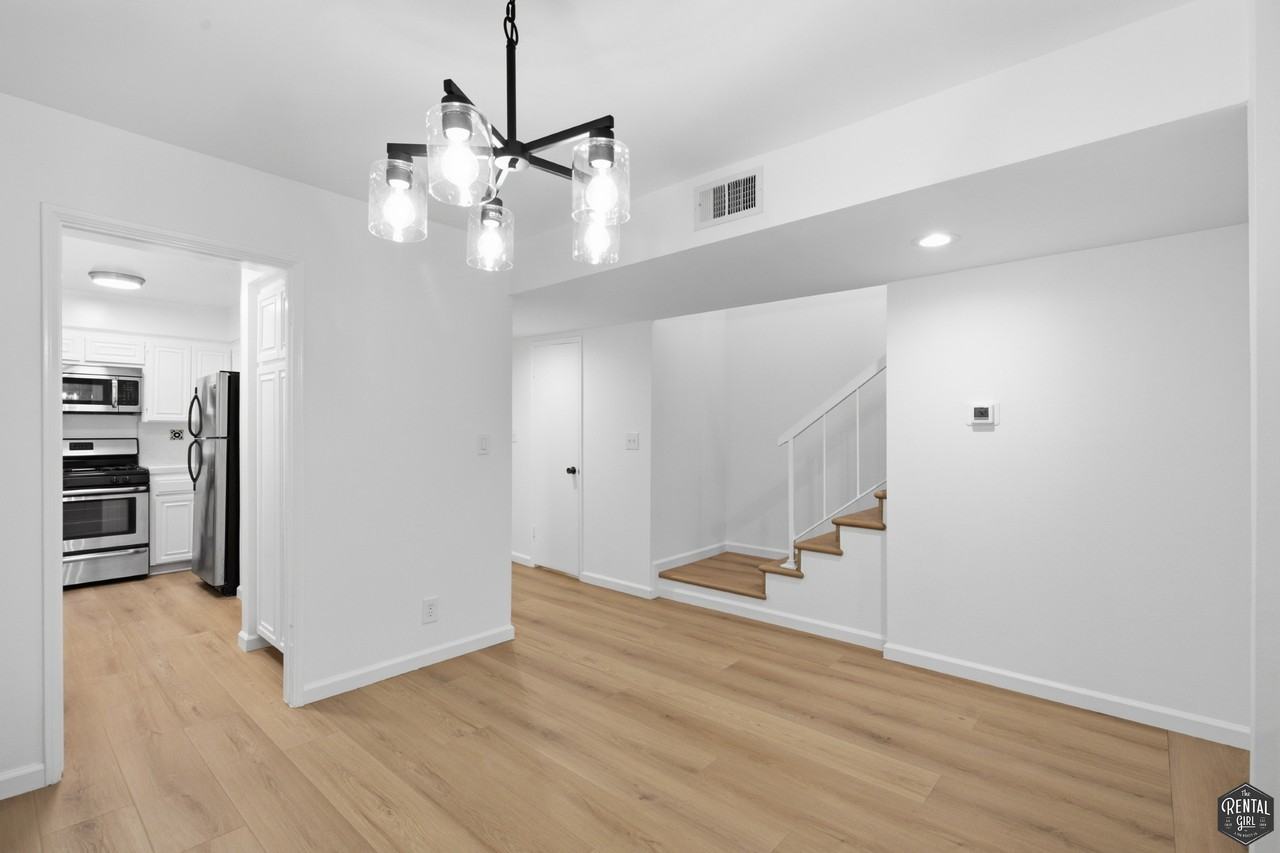 1423 S Bentley Ave #B - Photo 7 of 26