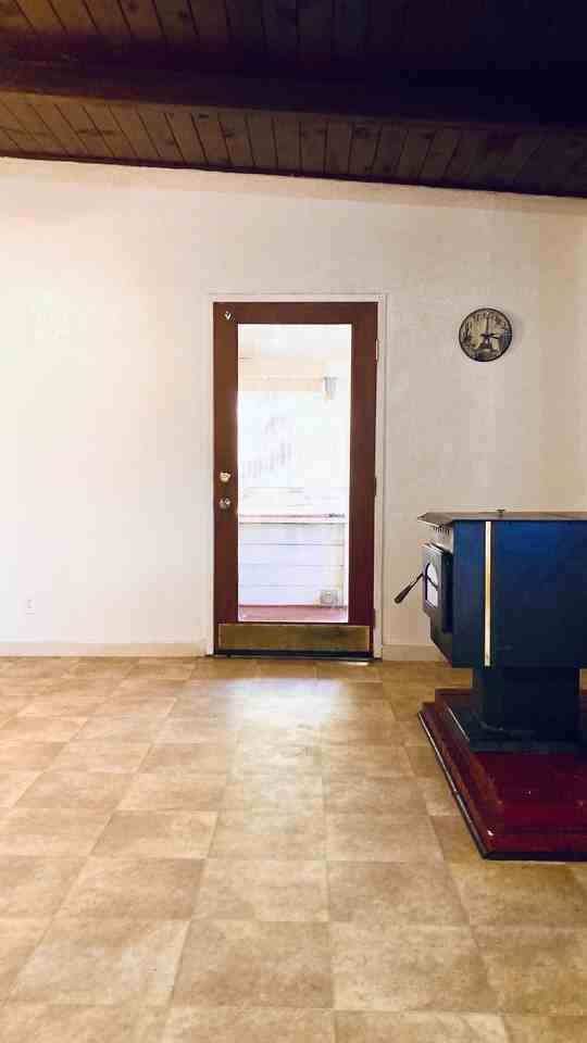 Arnold Ave - Photo 4 of 9