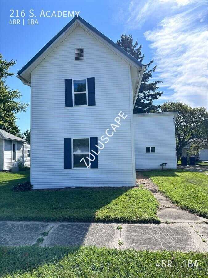 216 Academy Ave