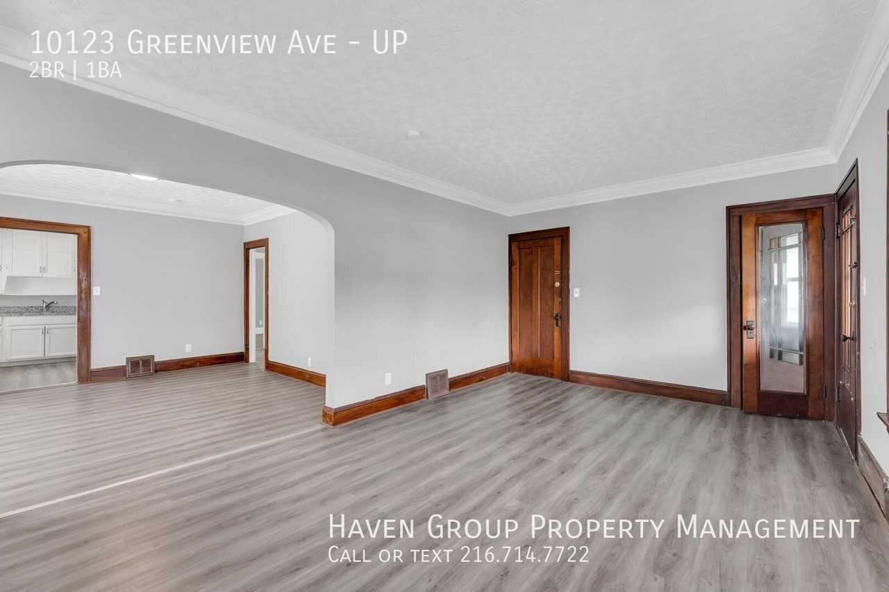 10123 Greenview Ave #UP - Photo 6 of 24