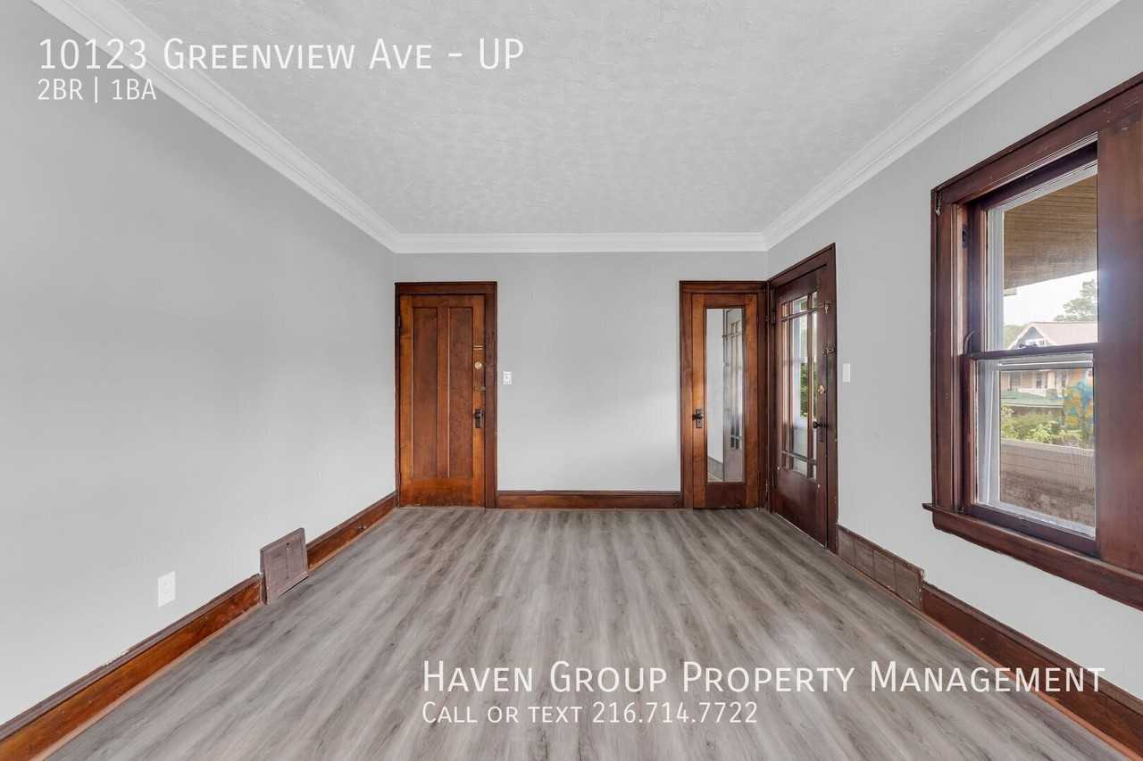 10123 Greenview Ave #UP - Photo 7 of 24