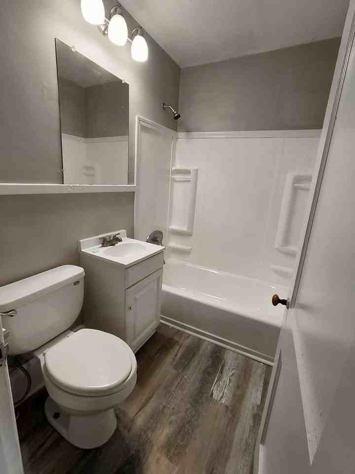 Historic Brookwood Apartments - Photo 5 of 10