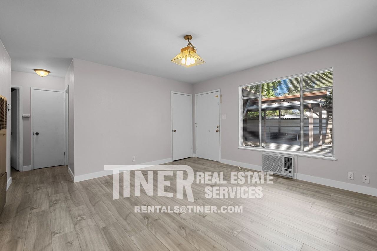 7851 Winding Way - Photo 4 of 37