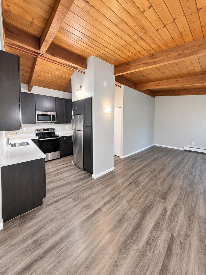 6069 S Sterne Pkwy - Photo 6 of 15