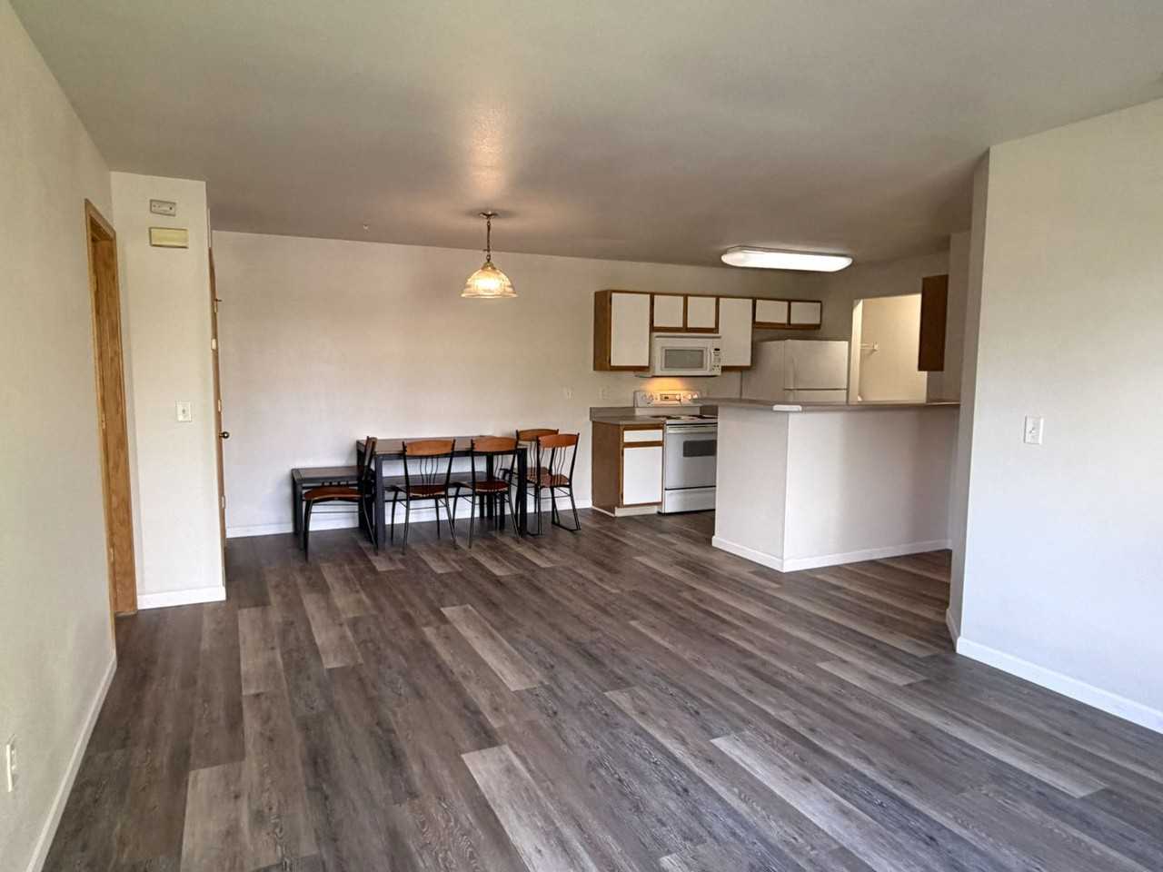 2226 2226 W Eliabeth Street C204 - Photo 3 of 13