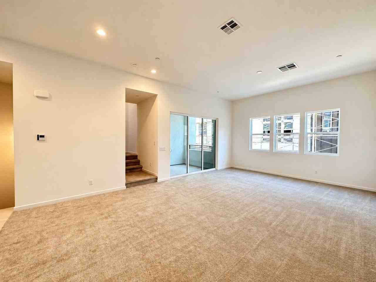 3341 Esker Ridge Ave - Photo 3 of 32