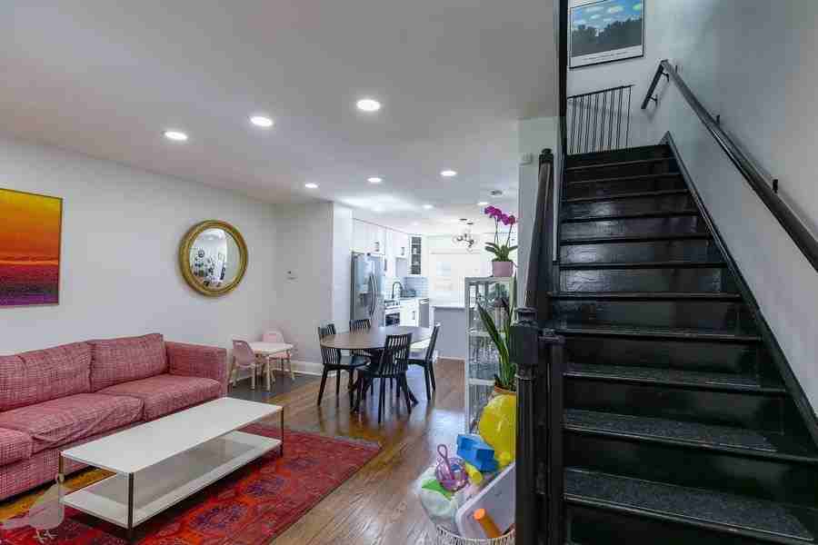 3951 Alabama Ave Se - Photo 6 of 50