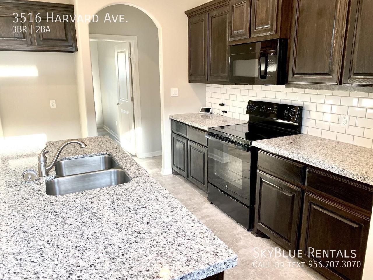 3516 Harvard Ave - Photo 2 of 31