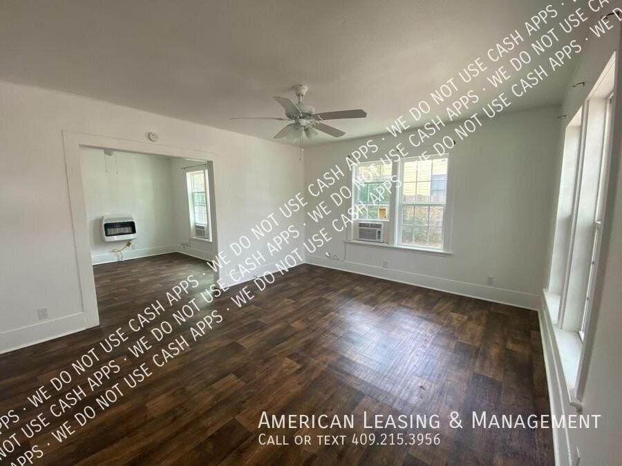 134 Southend Blvd - Photo 3 of 27