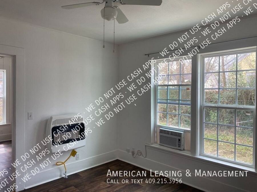 134 Southend Blvd - Photo 6 of 27