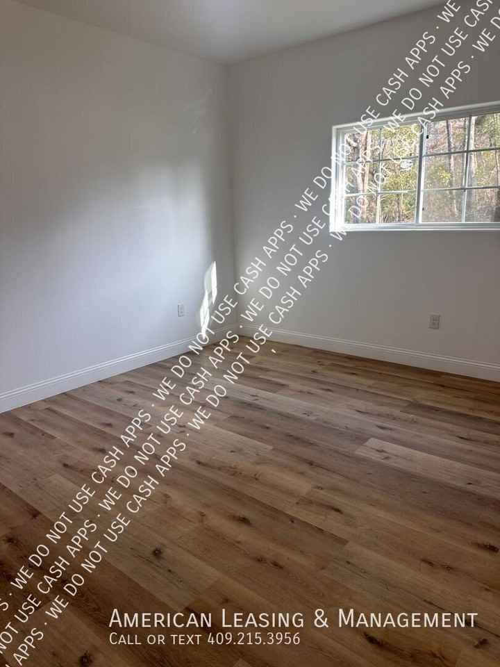 1003 Lynn St #C - Photo 5 of 8