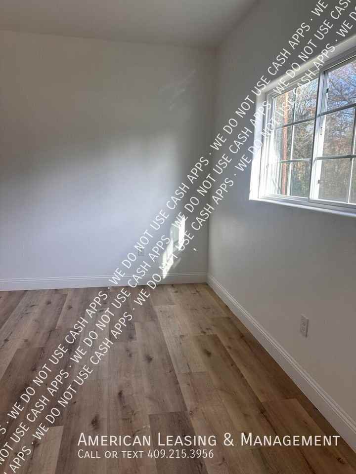1003 Lynn St #C - Photo 7 of 8