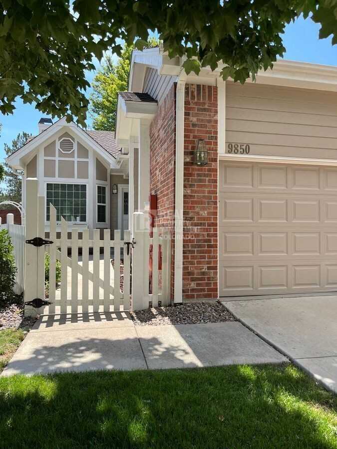 9850 Carmel Ct - Photo 2 of 29