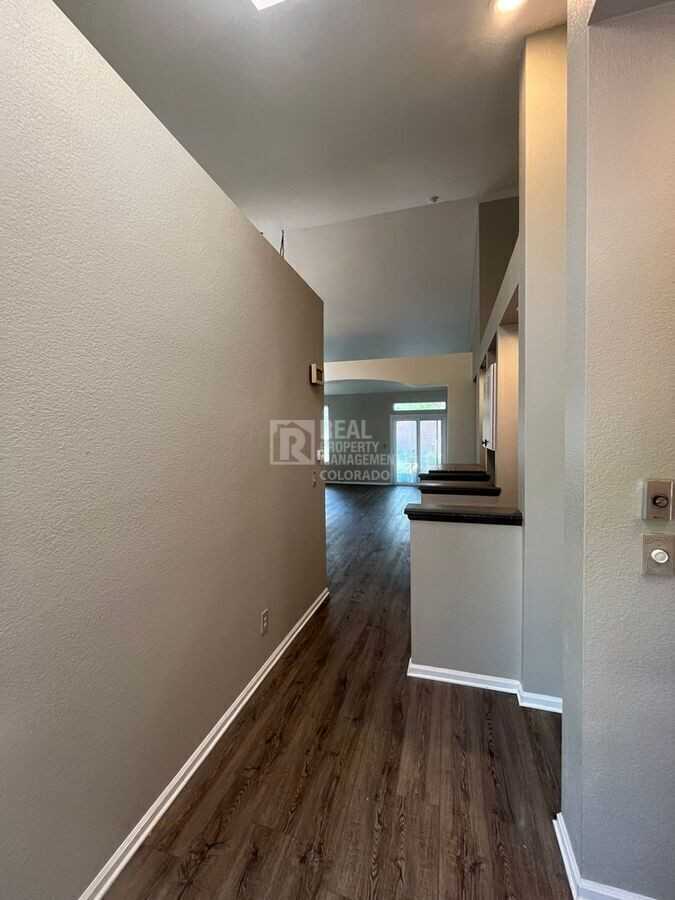 9850 Carmel Ct - Photo 6 of 29