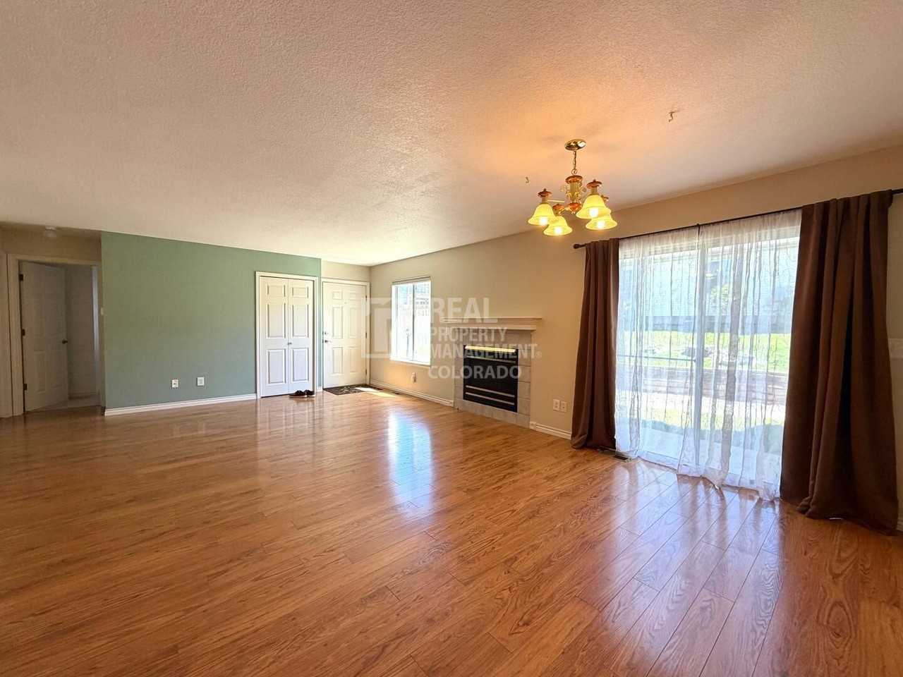 83 Mountain Shadows Ln - Photo 4 of 14