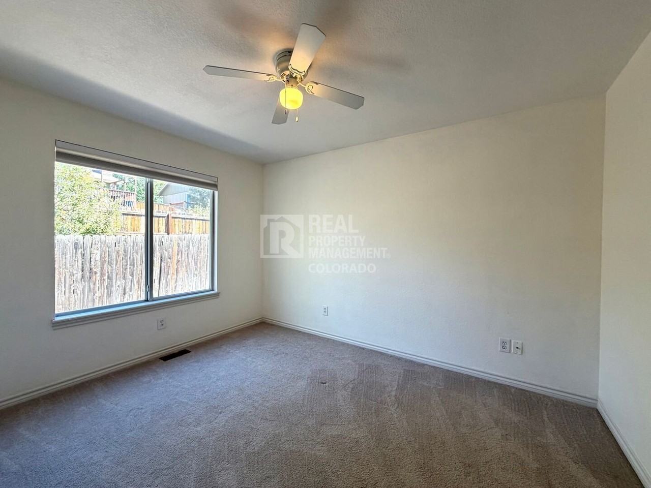 83 Mountain Shadows Ln - Photo 7 of 14