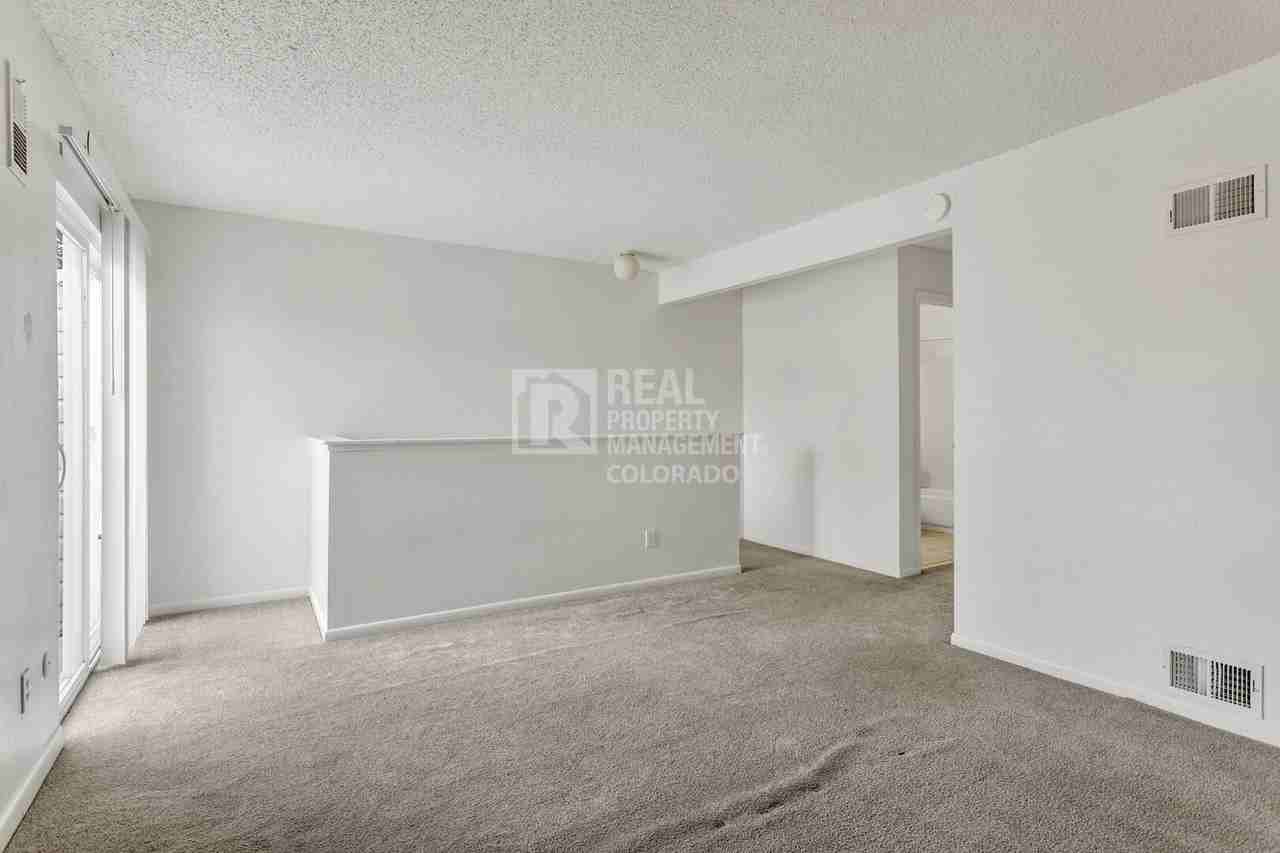 2471 S Xanadu Way #B - Photo 6 of 9