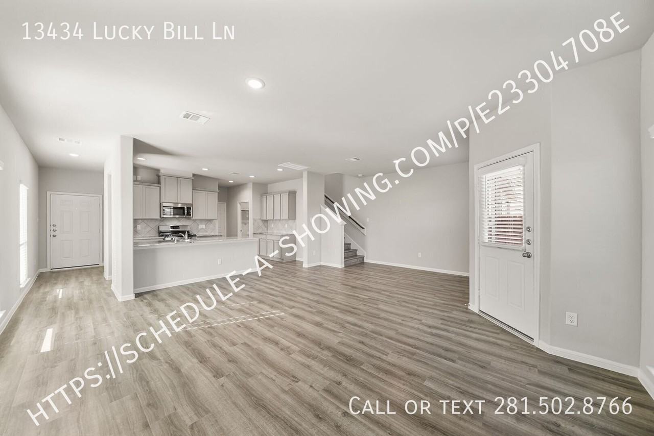 13434 Lucky Bill Ln - Photo 2 of 11