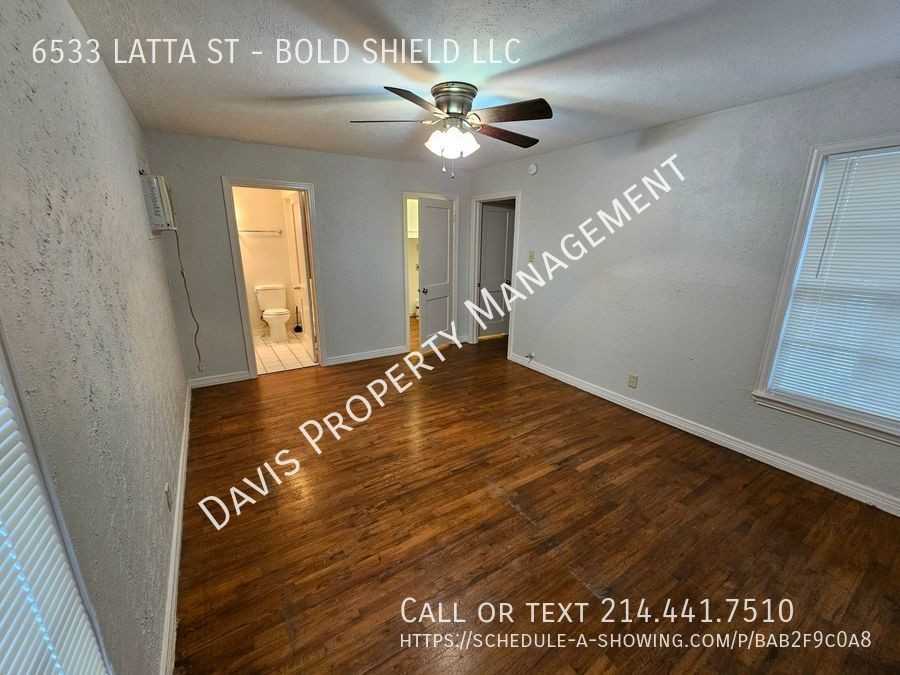 6533 Latta St - Photo 6 of 12