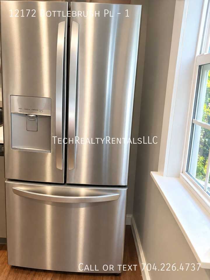 12172 Bottlebrush Pl #1 - Photo 5 of 14