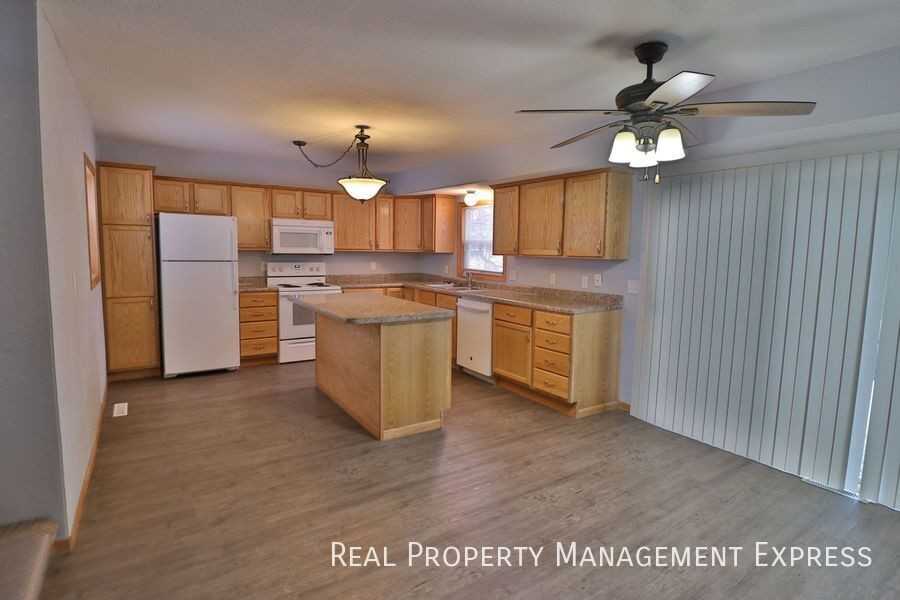 2709 E Klondike Trl - Photo 3 of 20