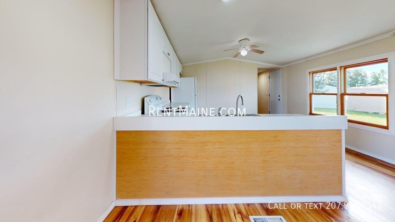 167 F St - Photo 2 of 14