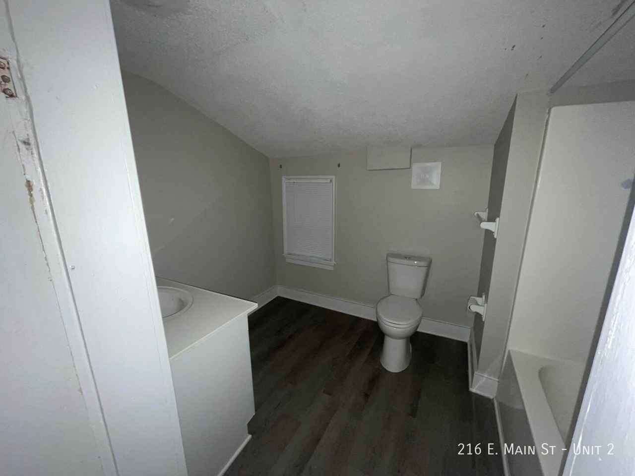 216 E Main St #2 - Photo 4 of 16
