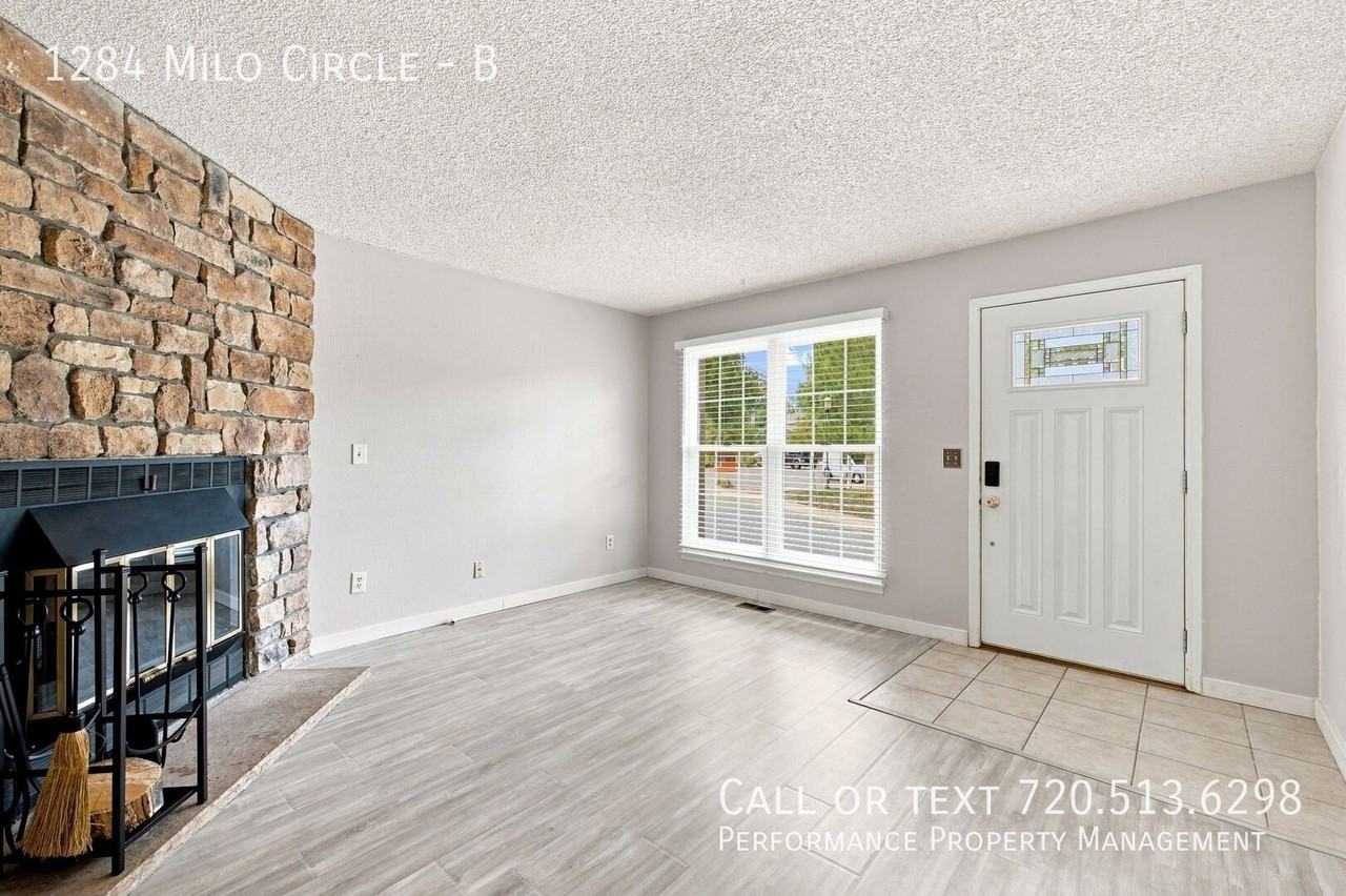 1284 Milo Cir #B - Photo 3 of 19