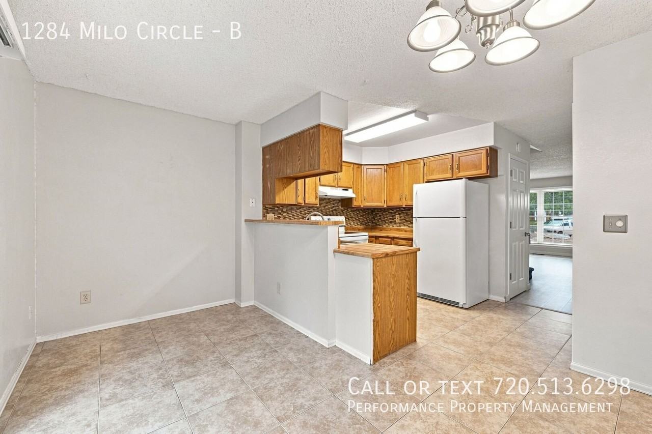 1284 Milo Cir #B - Photo 7 of 19