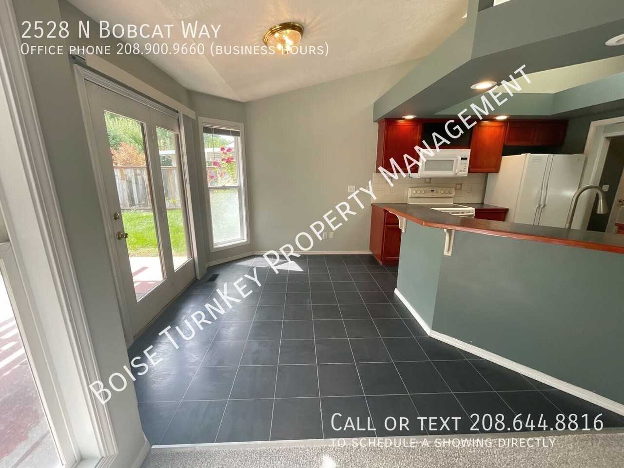 2528 N Bobcat Way - Photo 7 of 38