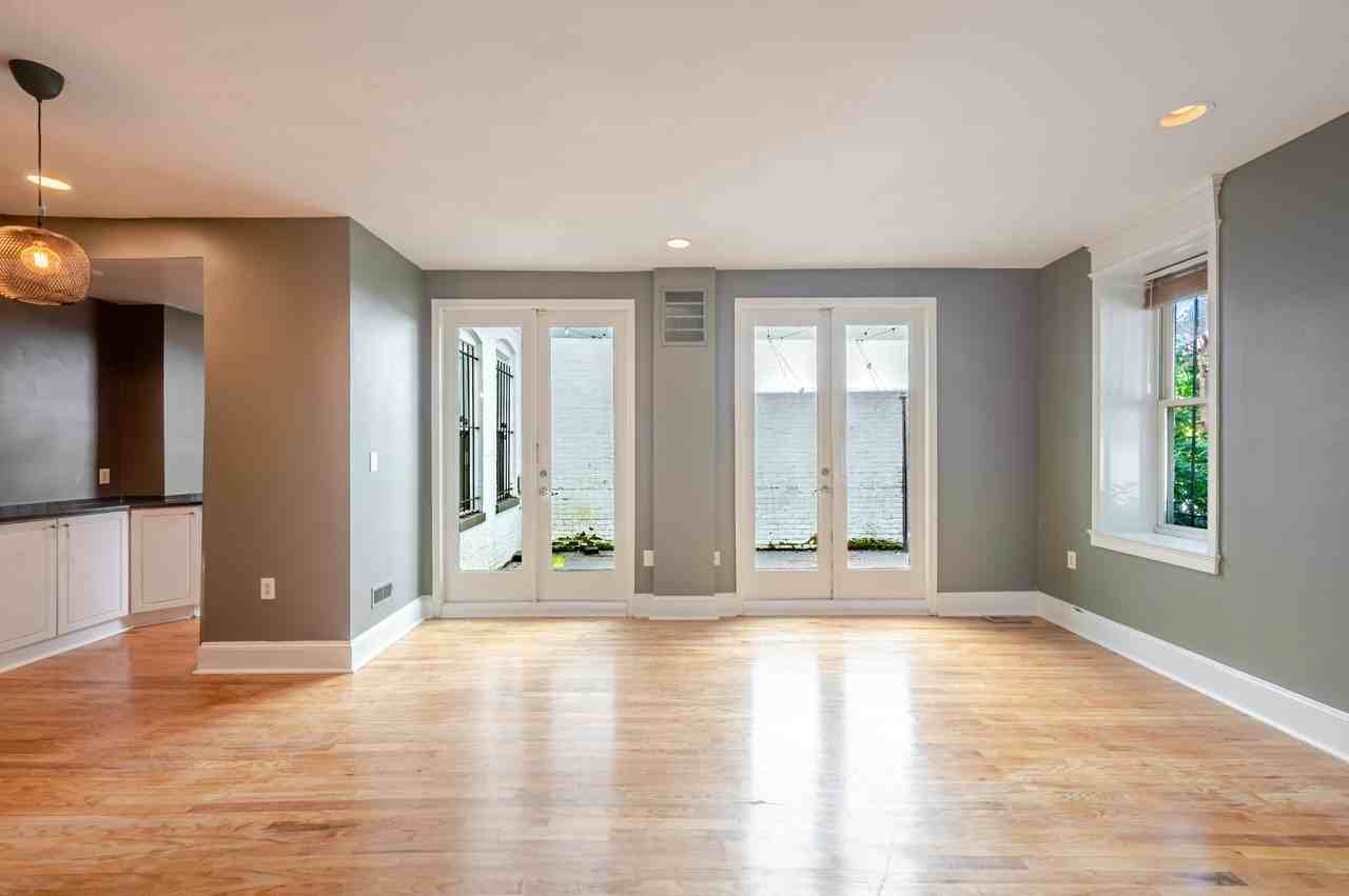 938 O St Nw - Photo 4 of 27