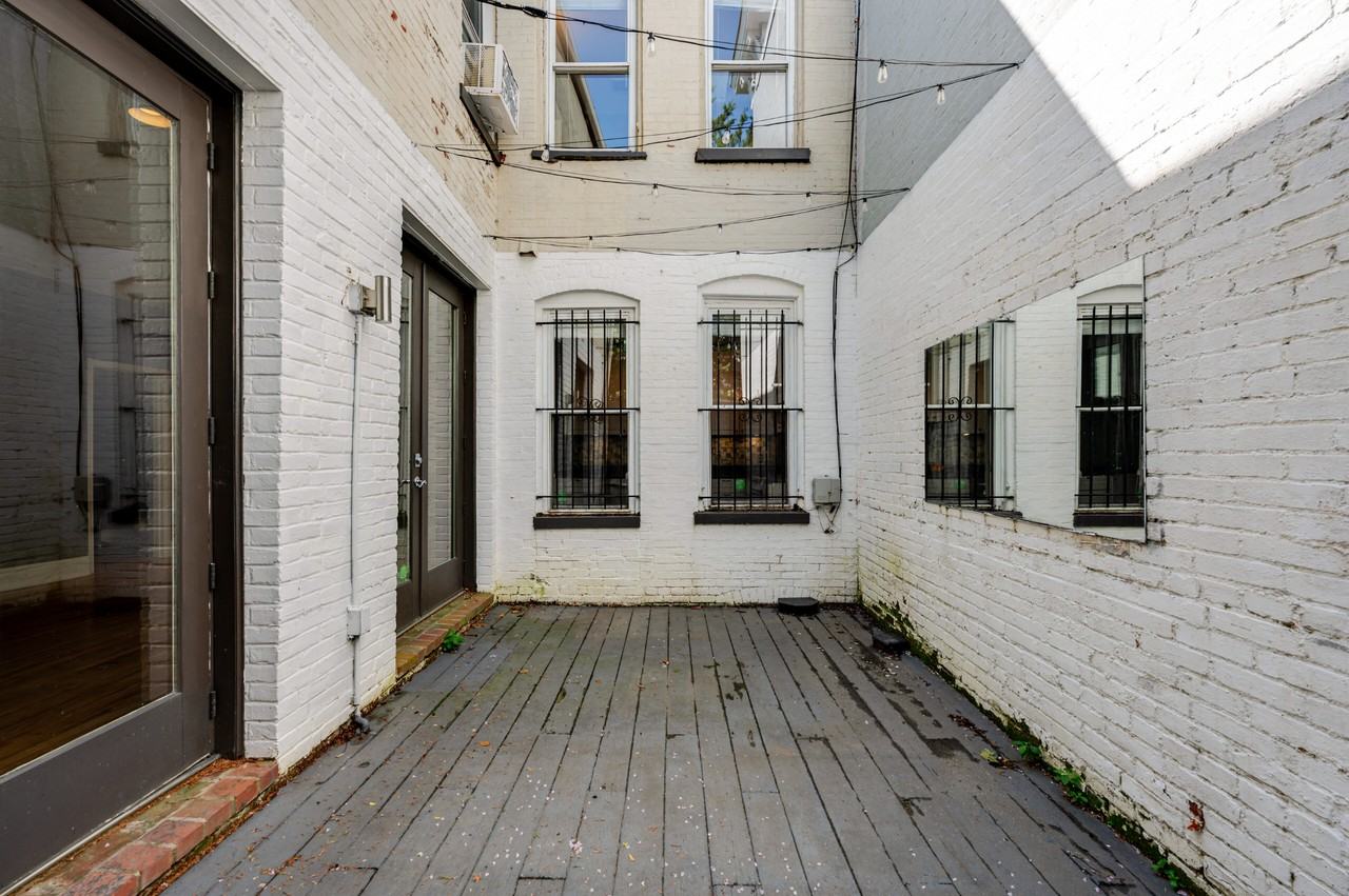 938 O St Nw - Photo 7 of 27