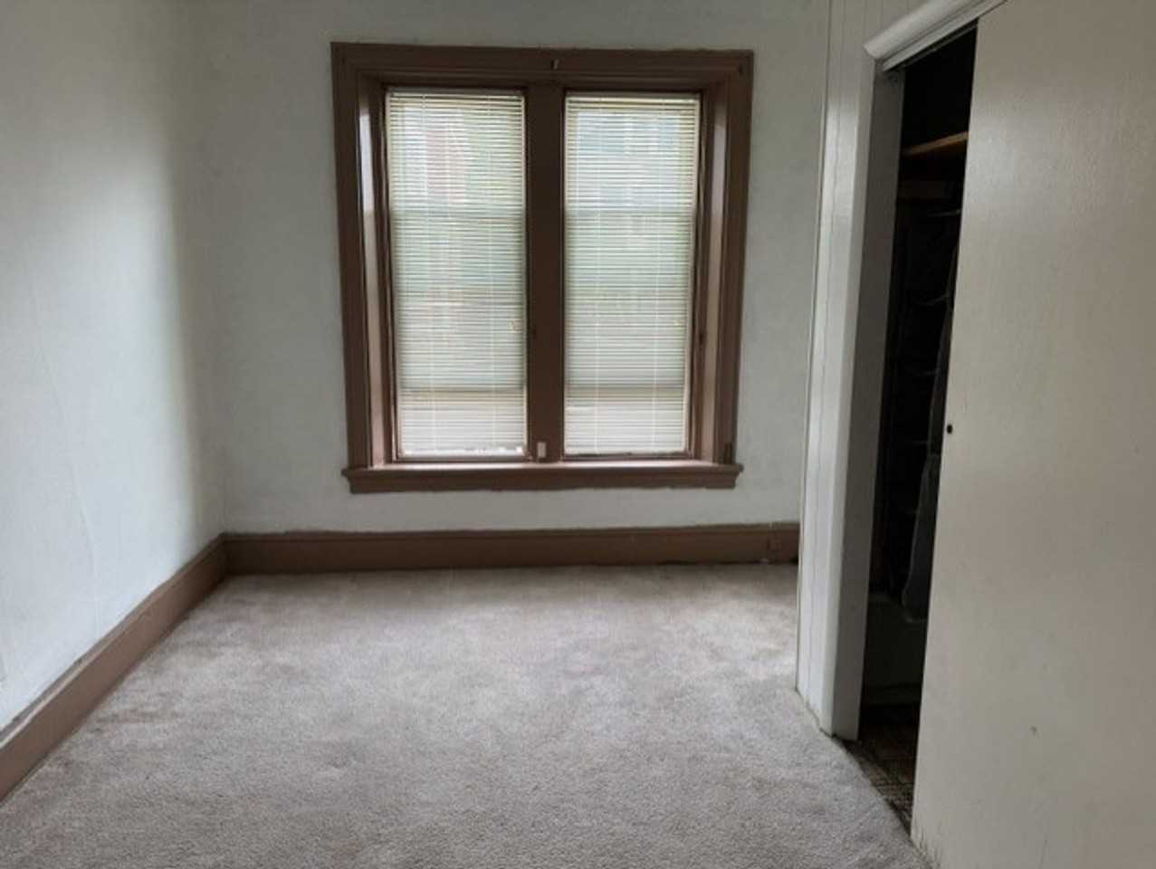 432 Peffer St #1 - Photo 6 of 14