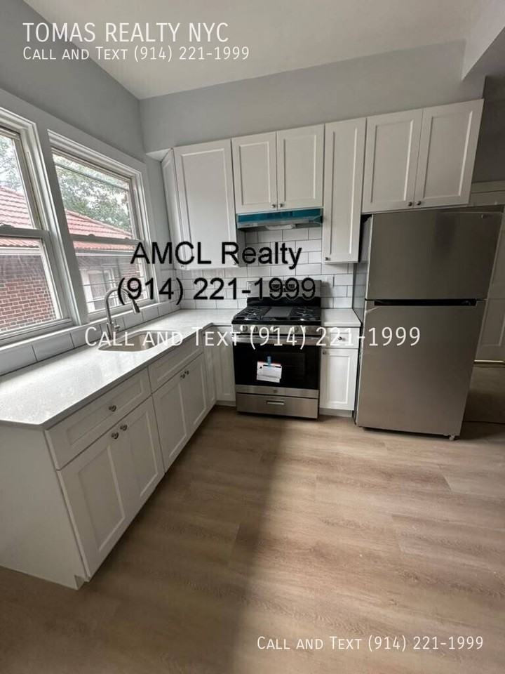 401 7th Ave, Apt #2, Mount Vernon, NY 10550 #2 - Photo 2 of 6
