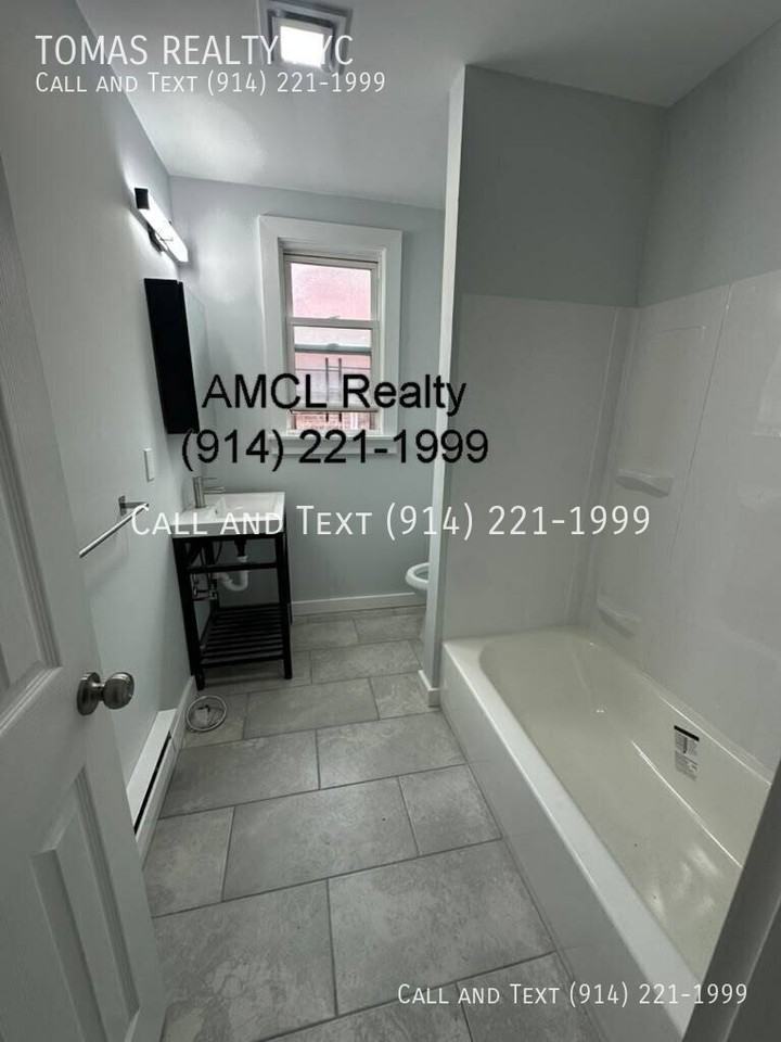 401 7th Ave, Apt #2, Mount Vernon, NY 10550 #2 - Photo 6 of 6