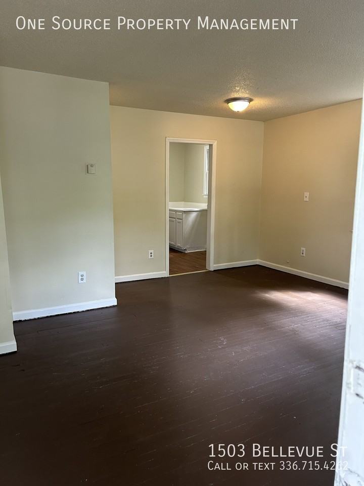 1503 Bellevue St - Photo 2 of 12